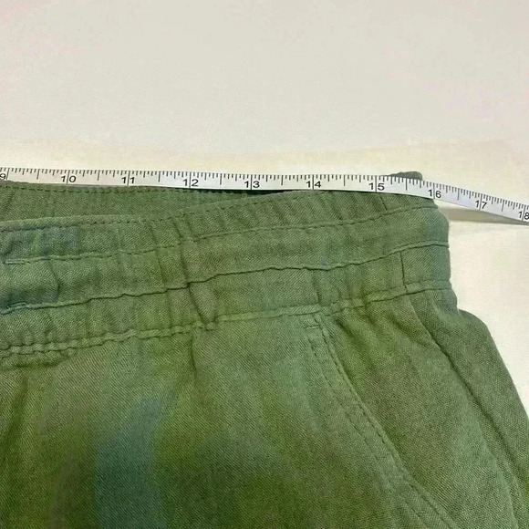 Old Navy Women's Shorts Medium  100% Cotton Summer Vacation Olive Pockets Casual - Picture 7 of 9